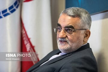 اگر آمریکا بخواهد در مسیر جبران مافات گام بردارد، نخستین اقدامش باید عذرخواهی از حمله به ایران باشد