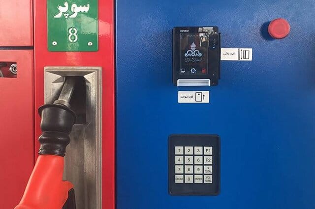 درخواست مردم: بنزین سوپر هم سیار، هم جایگاهی