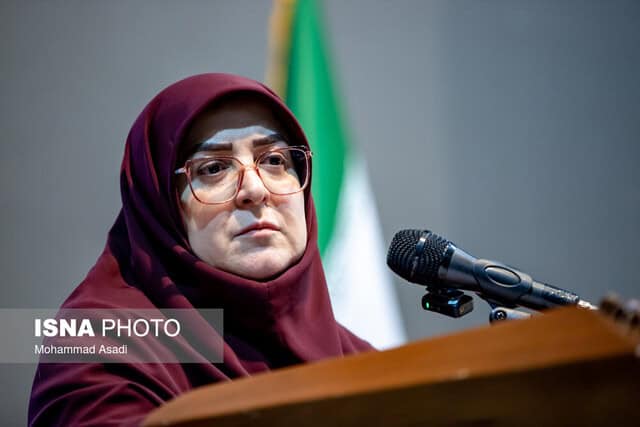 مهاجرانی: دولت خود را در برابر سلامت مردم پاسخگو می‌داند