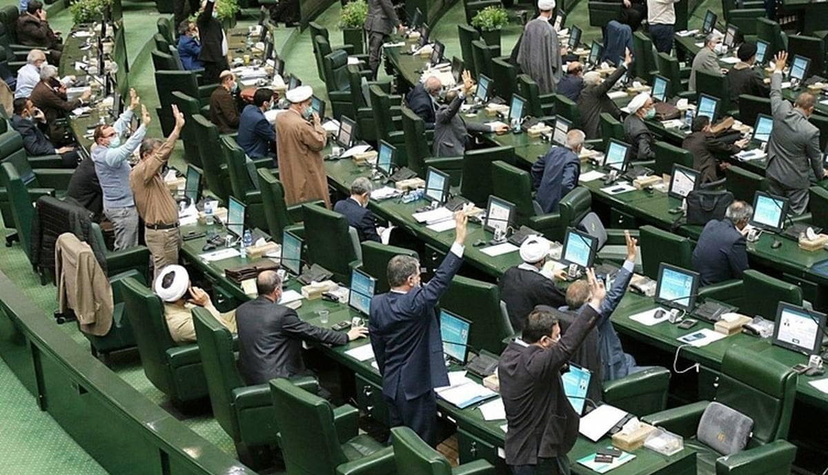 استیضاح‌ پی‌درپی؛ مجلس به‌دنبال بازخوانی عملکرد وزرای دولت چهاردهم