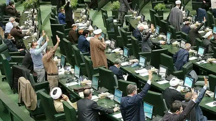 نامه نمایندگان مجلس به رییس‌جمهور برای به‌کار نگرفتن همتی