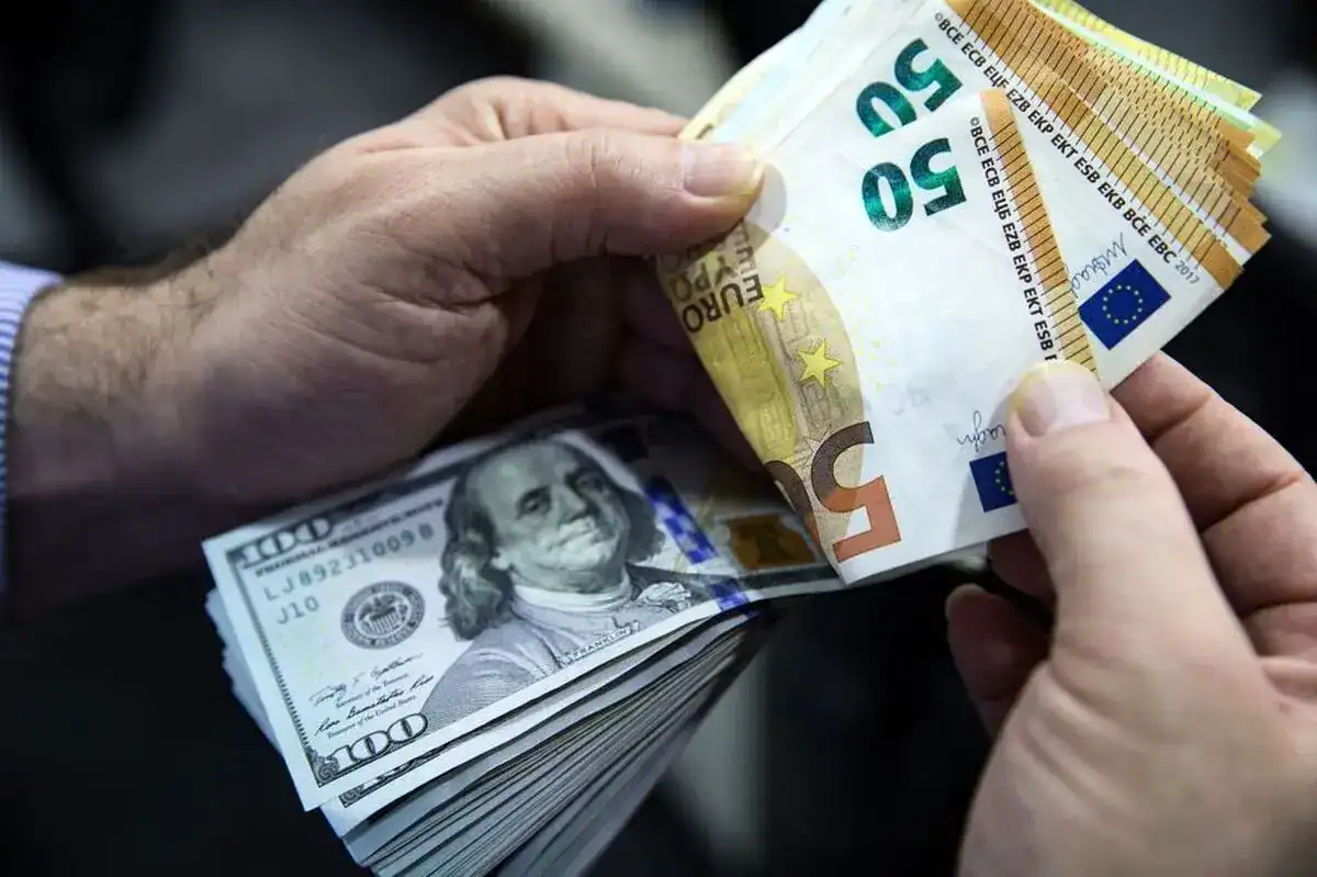 تک‌نرخی‌کردن ارز زیر سایه تحریم؛ نسخه نجات یا تکرار یک شوک تورمی؟