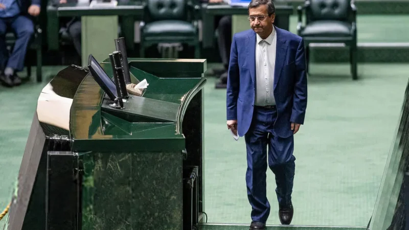 همتی: قول می‌دهم ثبات اقتصادی فراهم شود