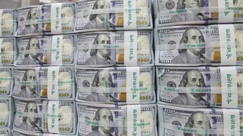 کاهش تتر به زیر 140 و زمزمه ریزش دلار