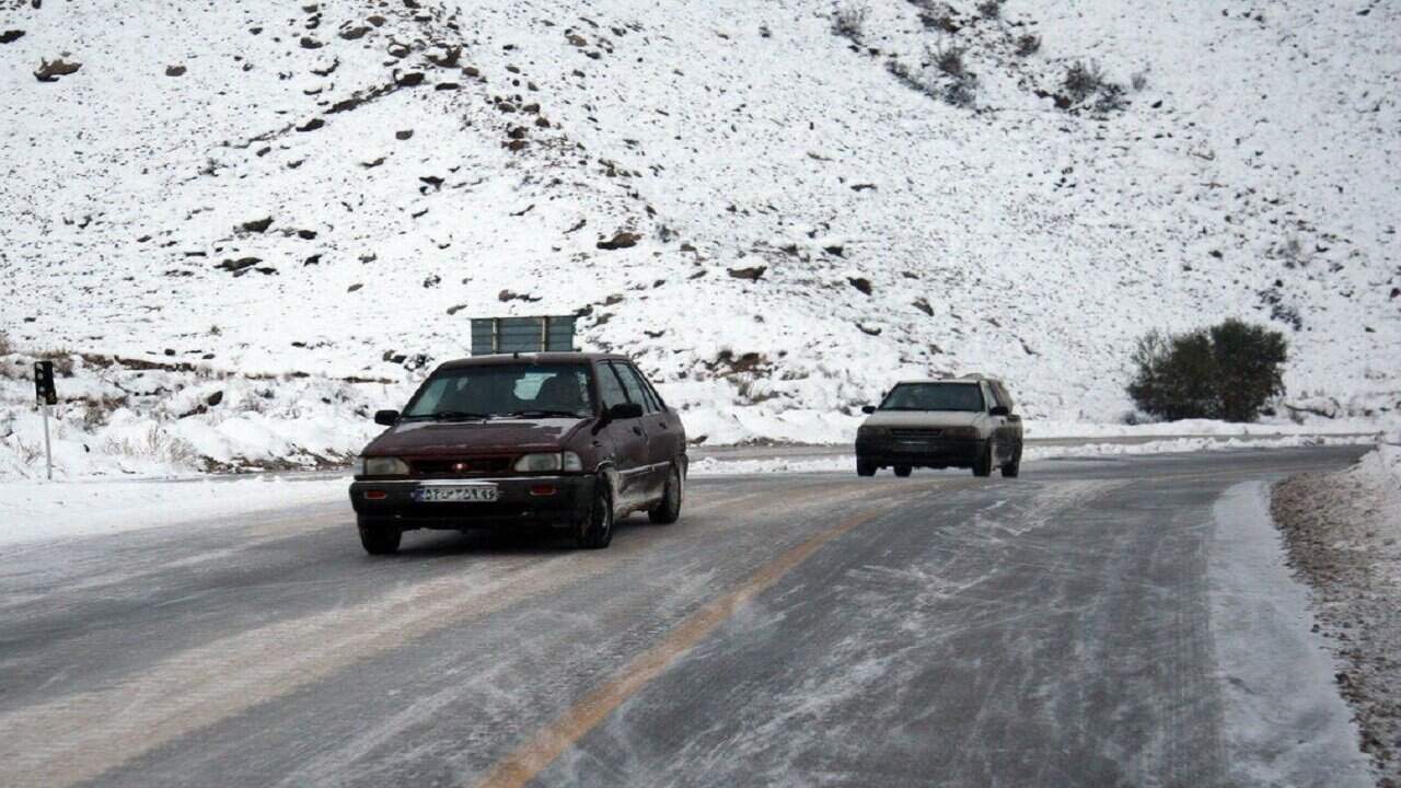 ترافیک در جاده‌های پرتردد کشور/ افزایش محورهای مسدود به‌ دلیل شرایط زمستانی