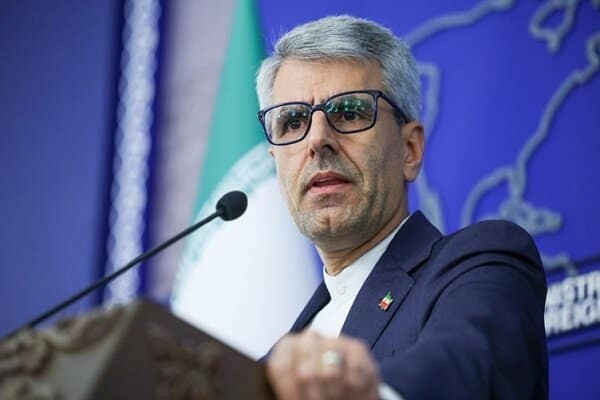 بقایی: تجاوز به ونزوئلا و دزدیدن رئیس‌جمهور آن مطلقا محکوم و مردود است/ عاملان این جنایت باید پاسخگو باشند