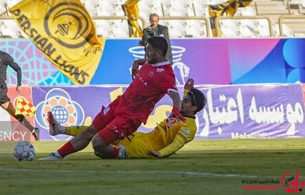 استقلال و پرسپولیس تعارف سپاهان را رد کردند/ تراکتور جان بردن نداشت