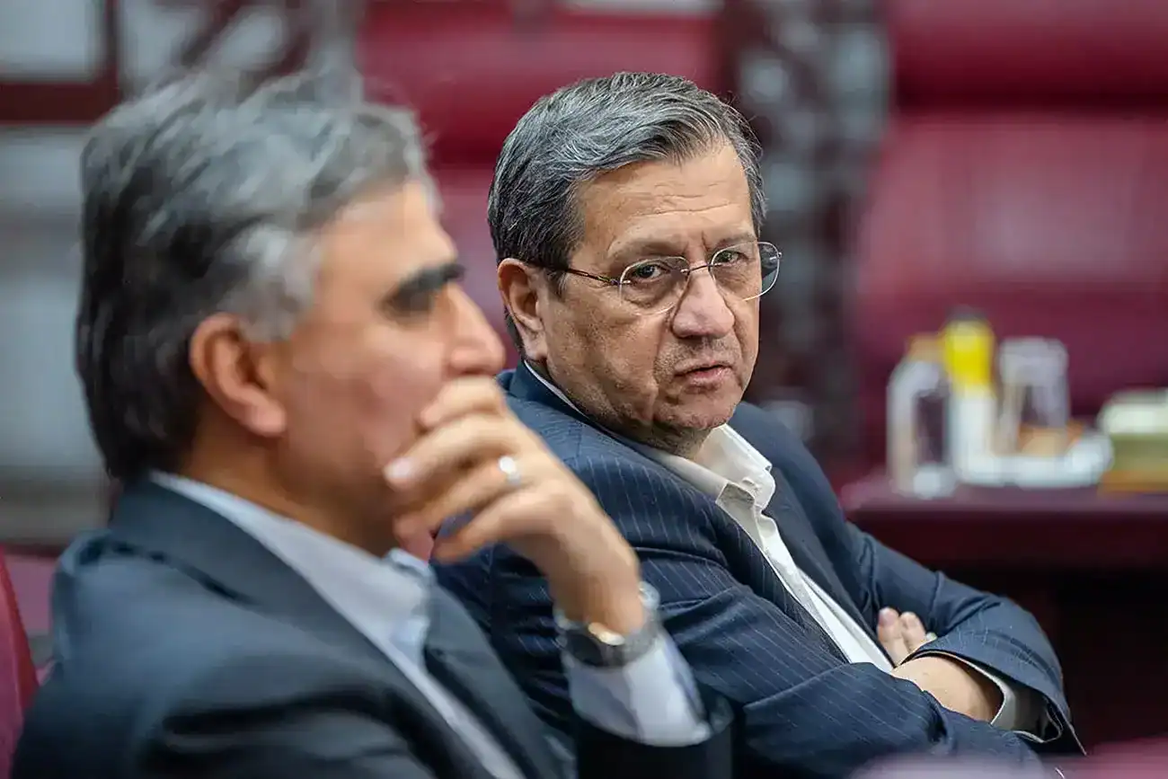 آیا همتی می‌تواند بانک مرکزی را از چرخه بحران ارزی نجات دهد؟