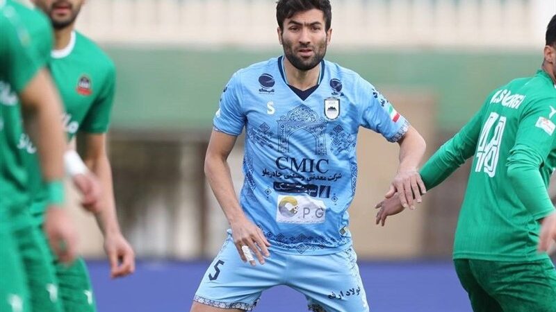 صادقیان: باید از اُفت پرسپولیس استفاده کنیم و 3 امتیاز را بگیریم