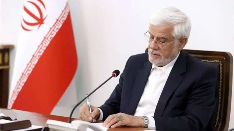 عیدی ۱۰ میلیون تومانی ابلاغ شد/ ممنوعیت پرداخت هرگونه وجه دیگری به عنوان پاداش پایان سال