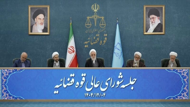 وقتی مفسد به دلیل خلا قانونی هزینه سنگینی نمی‌پردازد فساد ادامه خواهد یافت