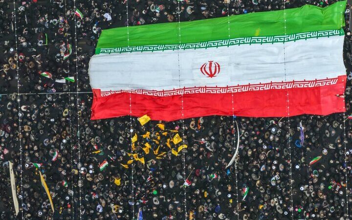روایت یک روز متفاوت؛ چرا راهپیمایی امسال پیام تازه‌ای داشت؟