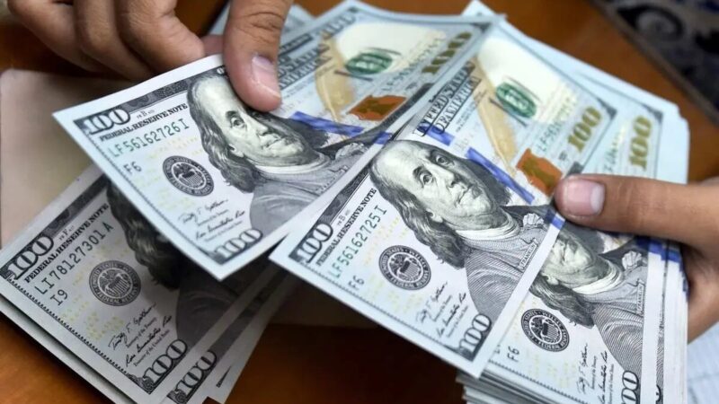 دلار در مسیر ۲۷۰ هزار تومان؟ سیگنال‌های پنهان بازار ارز برای معامله‌گران
