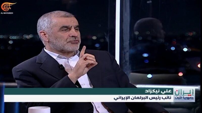 نیکزاد: دستمان روی ماشه است ولی آماده مذاکره هم هستیم
