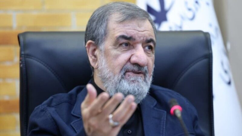 محسن رضایی: منتظر سربازان آمریکایی هستیم!