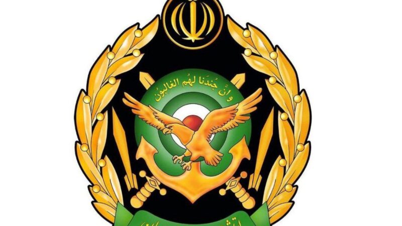 ارتش: گوش به فرمان رهبر و فرمانده معظم کل قوا مدظله العالی خواهیم بود