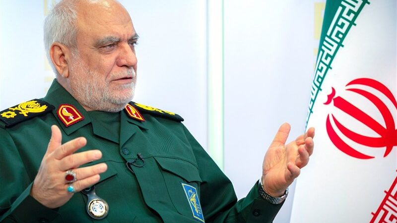 رئیس سازمان اطلاعات سپاه به شهادت رسید