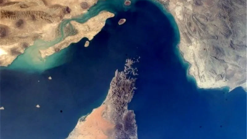 قانونگذاری ایران برای تنگه هرمز؛ از دریافت عوارض آلایندگی تا ممنوعیت تردد کشورهای متخاصم
