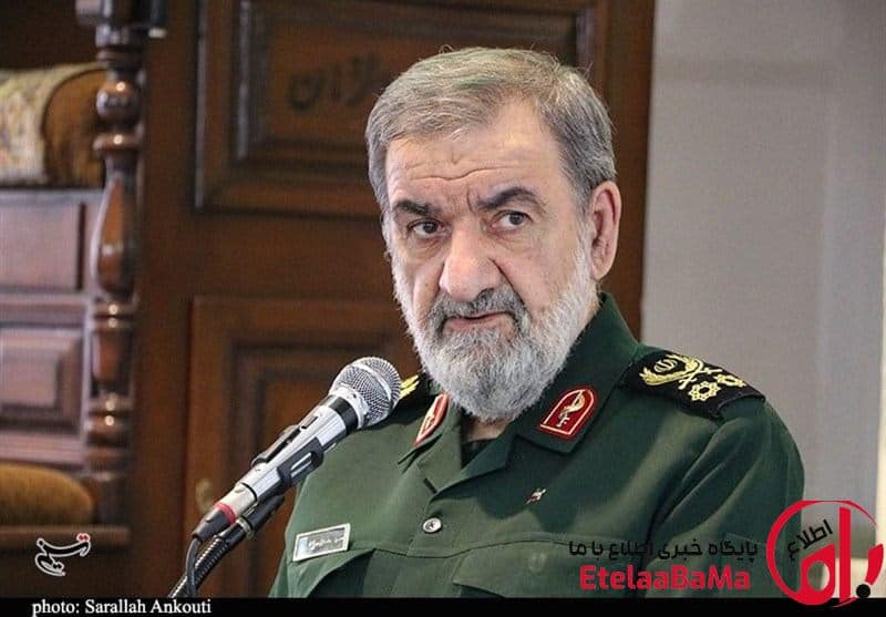 محسن رضایی: آمریکا نمی‌تواند با یک نمایش از منطقه فرار کند