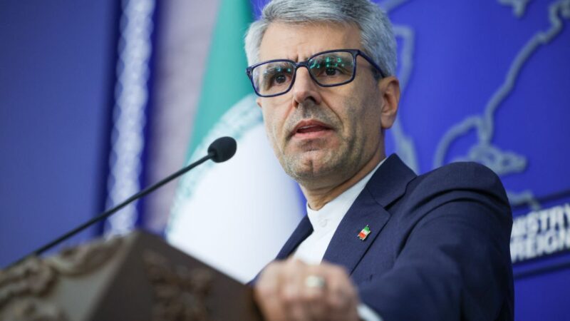 بقایی: در این مرحله فقط درباره «توقف و خاتمه کامل جنگ» گفت‌وگو می‌کنیم