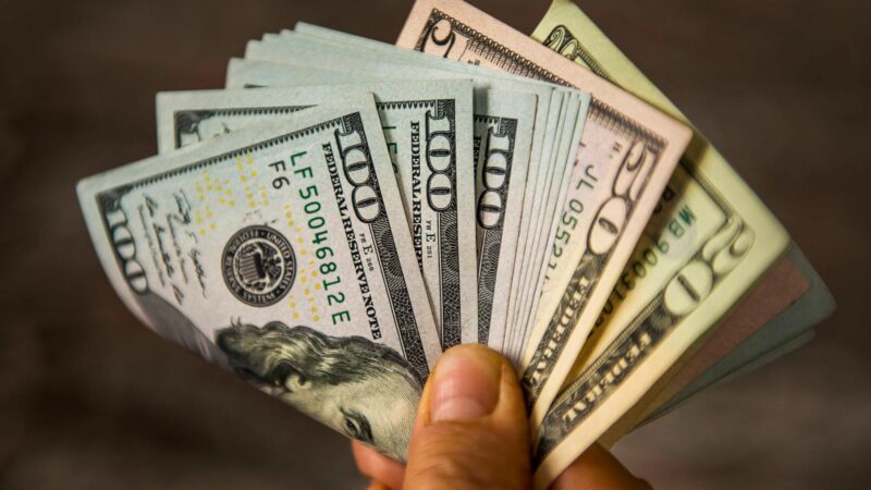 دلار در مسیر سقوط؟ توافق ایران و آمریکا بازار ارز را غافلگیر کرد