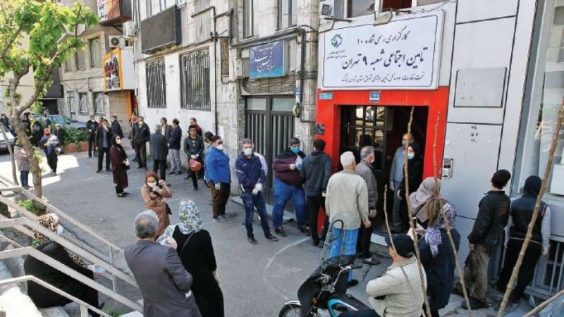 ادغام شعب تأمین اجتماعی جواب نداد؛ صف‌های طولانی و نارضایتی گسترده‌تر شد