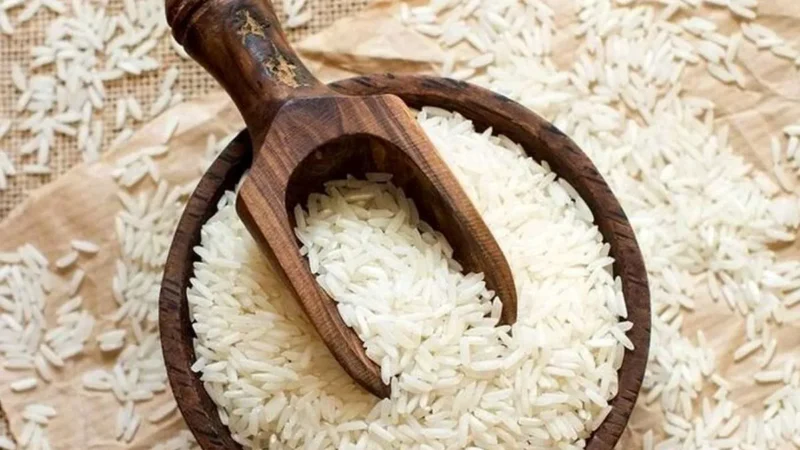 قیمت تمام‌شده برنج ۳۰ هزار تومان فقط هزینه گمرکی!/بحران نقدینگی و مطالبات ۱۷ ماهه ارزی