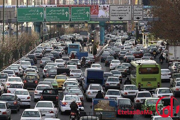 ترافیک سنگین در ورودی های تهران/ بارش و مه‌گرفتگی در جاده‌های شمالی