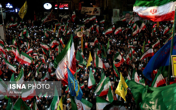 سپاه: تیم دیپلماسی نیازمند پشتیبانی در تجمعات شبانه تا پیروزی نهایی است