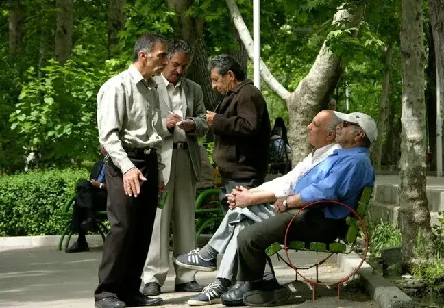 تأمین اجتماعی: پرداخت حقوق بازنشستگان خرداد ادامه دارد و به‌زودی تکمیل می‌شود