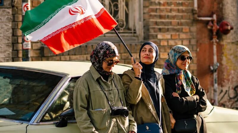 تحولات تازه در تنش ایران و آمریکا؛ ابهام درباره توافق نهایی و ادامه محدودیت تردد در تنگه هرمز