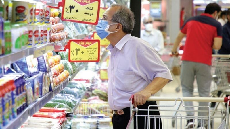 هزینه خوراک از درآمد خانوار جلو زد؛ فشار گرانی بر سفره‌ها بیشتر شد