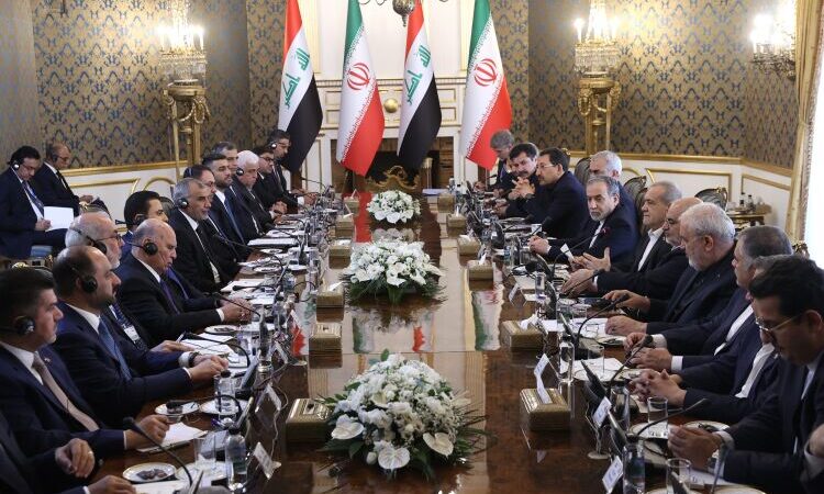 پزشکیان: تدوین برنامه جامع همکاری‌های راهبردی، نقشه راه توسعه روابط تهران و بغداد است