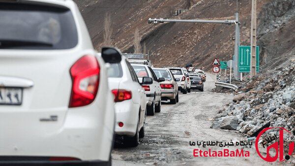 ترافیک در محور چالوس و آزادراه کرج – تهران؛ در این قسمت ها ترافیک سنگین است