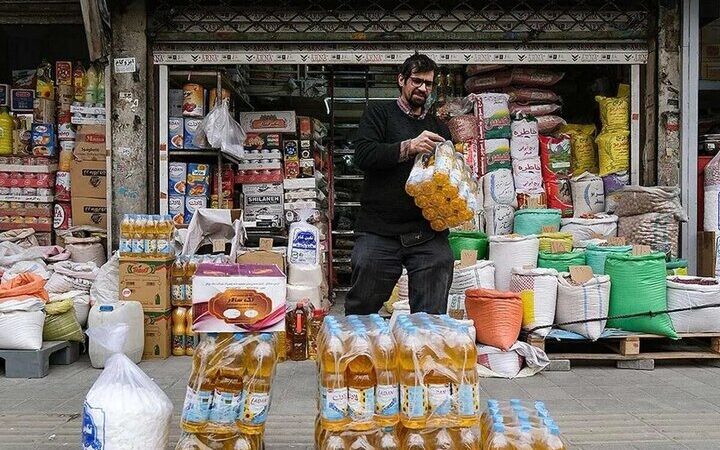 وعده ۴ روزه، انتظار ۲۵ روزه | فروشگاه‌ها فروش کالابرگ را متوقف کردند