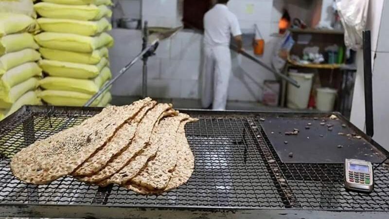 چرا نان همچنان گران‌تر از نرخ مصوب فروخته می‌شود؟ پشت‌پرده تخلفات برخی نانوایی‌ها