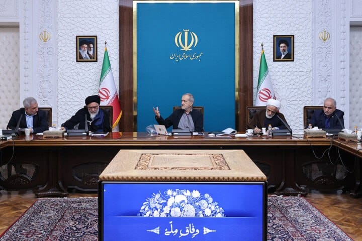 پزشکیان: اژه‌ای و قالیباف با تمام توان، همراه ما در مسیر احقاق حقوق ایران هستند