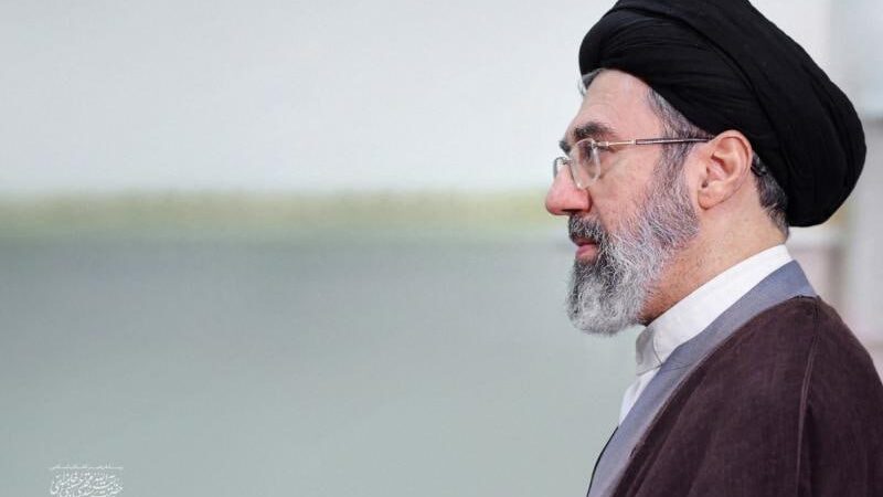 رهبر معظم انقلاب: این تشییع میلیونی و بی‌نظیر علمدار مقاومت، فصل جدید تغییر معادلات مستکبران