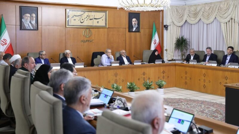 پزشکیان: انتصابات مدیریتی باید بر مبنای شاخص‌های علمی و فارغ از ملاحظات سیاسی انجام شود