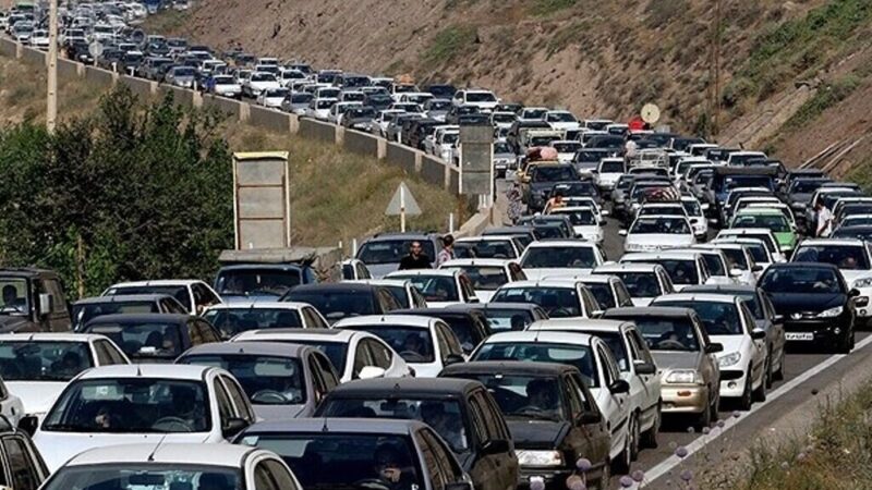 ترافیک سنگین در جاده چالوس و آزادراه تهران ـ شمال