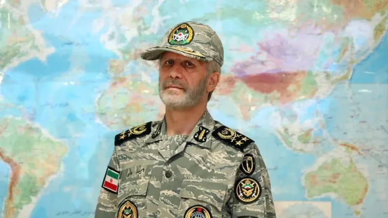 ملت ایران تسلیم نمی‌شود