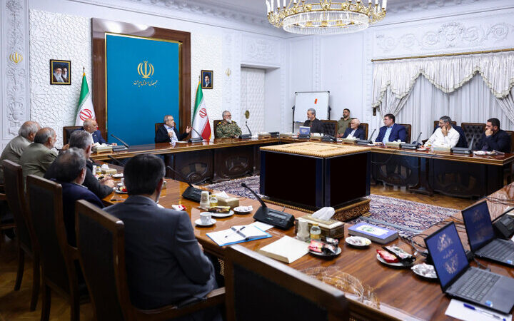 پزشکیان: امروز بیش از هر زمان دیگری به تفکر و روحیه بسیجی نیازمندیم