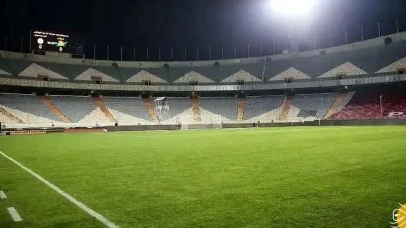 لیگ برتر بدون تماشاگر برگزار می‌شود یا درهای ورزشگاه‌ها باز خواهد شد؟