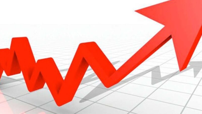 سفره کارگران زیر فشار تورم؛ قیمت خوراکی‌ها تا ۲۶۱ درصد جهش کرد
