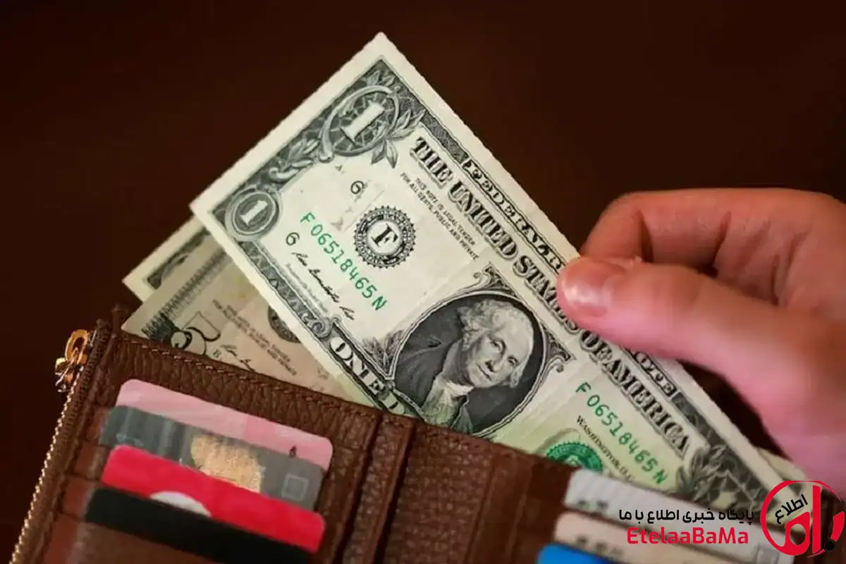 بحران ارز در کمین اقتصاد؛ آیا سیاست «ارزپاشی» می‌تواند بازار دلار را آرام کند؟
