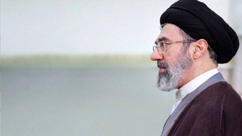 تکذیب یک ادعا درباره واکنش رهبر انقلاب به نامه رئیس جمهوری
