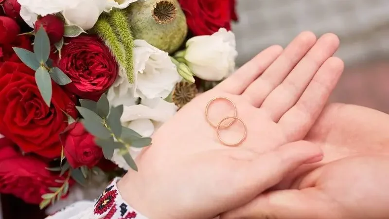 کارت رفاهی ازدواج جای وام نقدی را می‌گیرد؟ جزئیات تسهیلات ۳۰۰ و ۳۵۰ میلیونی