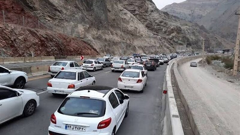 ترافیک سنگین در محورهای چالوس، هراز و آزادراه قزوین-کرج-تهران