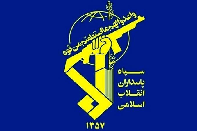 سپاه: حملات از سر استیصال دشمن قفل تنگه هرمز را محکم‌تر می‌کند/ رزمندگان سپاه، پاسخ پشیمان‌کننده متجاوزان را آغاز کرده‌اند