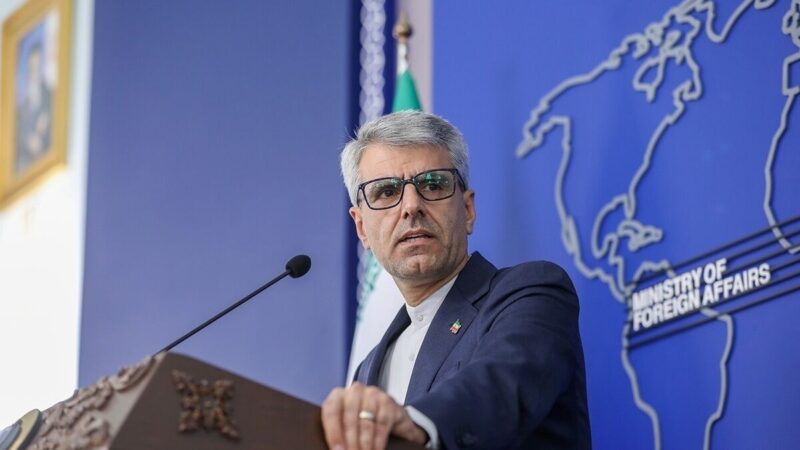 بقایی: تهران در تصمیمات یمنی‌ها مداخله‌ای ندارد | ادعاها درباره کوه کلنگ گزلا هیاهو برای هیچ است